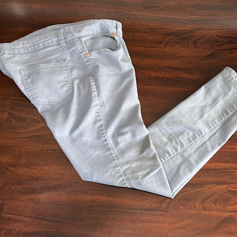 Skinny jeans